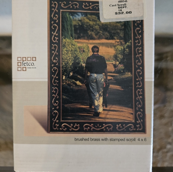 NEW Brass black and gold scroll frame - Picture 5 of 5